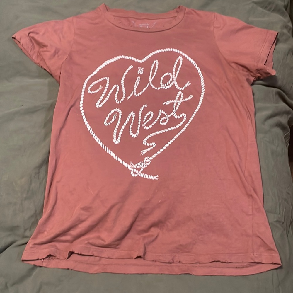 “Wild West” graphic top